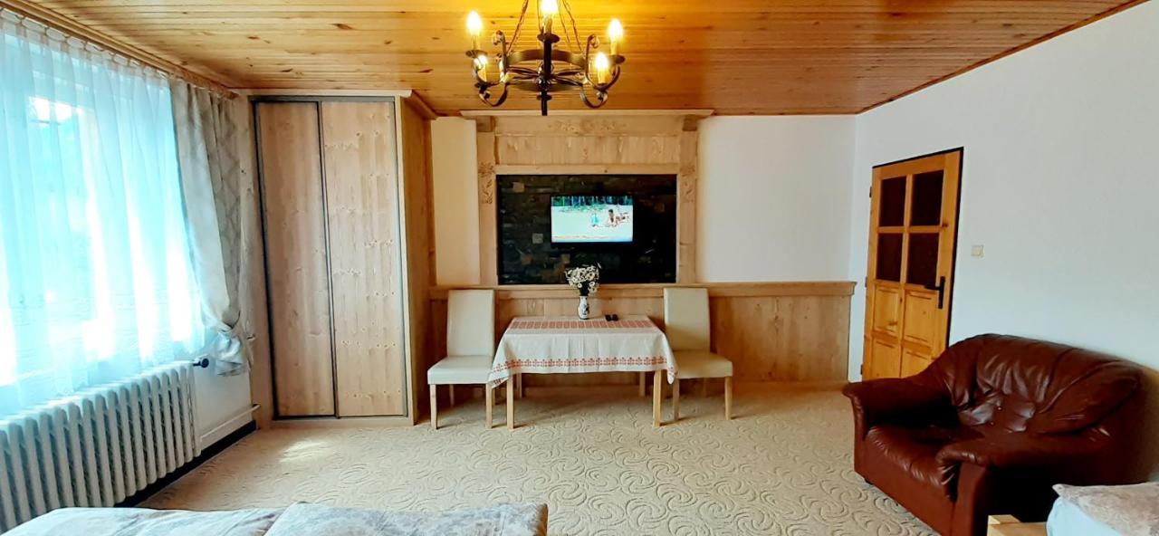 Apartman Astra V Zdiari Εξωτερικό φωτογραφία
